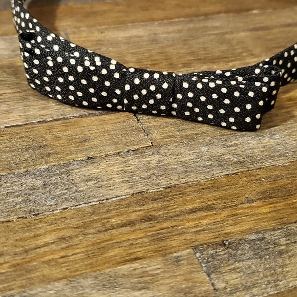 Black Hair Band with Cute Bow and White Dots - Picture 5 of 5